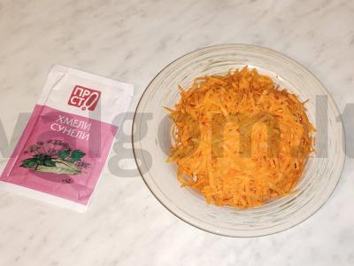 Kvapnus plovas su kiauliena katile Žingsnis 4