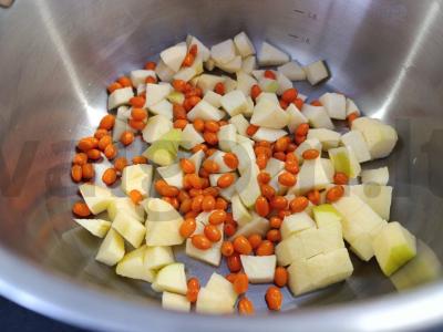 Obuolių ir šaltalankių kisielius Žingsnis 2