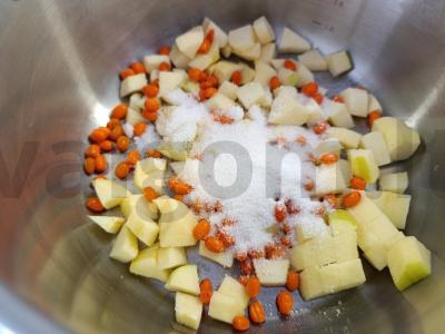 Obuolių ir šaltalankių kisielius Žingsnis 3