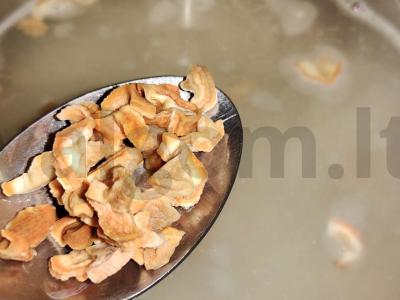 Vištienos krūtinėlės ryžių sriuba su žaliais karčiojo pasta Žingsnis 4