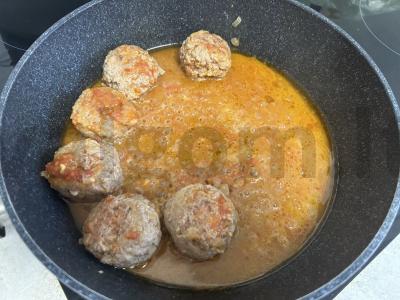 Kalakutienos kotletai pomidorų padaže Žingsnis 3