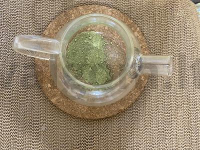 Tonizuojantis matcha arbata su grietinėle Žingsnis 1