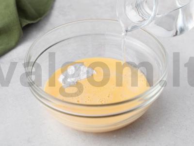 Nesaldžios blynai su majonezu Žingsnis 3