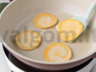 Nesaldžios blynai su majonezu Žingsnis 6