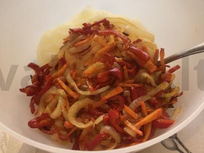 Funchosa su kiauliena, daržovėmis ir terijaki padažu Žingsnis 6