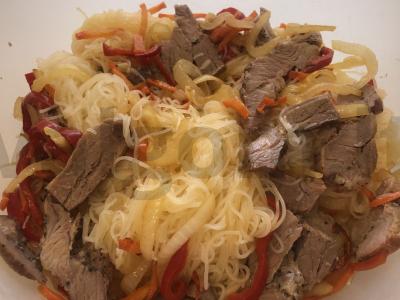 Funchosa su kiauliena, daržovėmis ir terijaki padažu Žingsnis 9