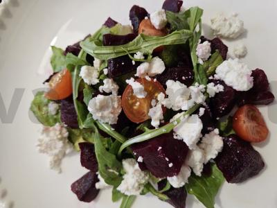 Burokėlių salotos su pesto, feta ir sėklomis Žingsnis 3