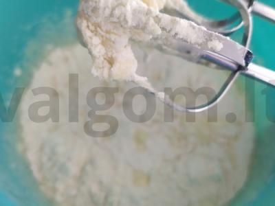 Zebro pyragas su grietine Žingsnis 5