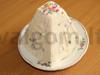 Varškės pasha su cukatais ir razinomis Žingsnis 4