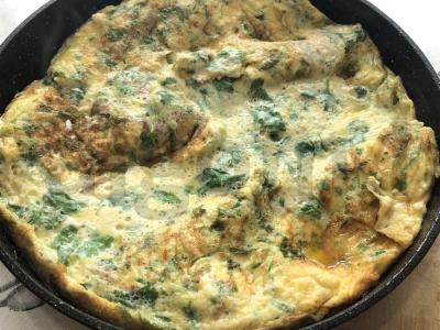 Sultingas omletas su kalendra pagrindine nuotrauka