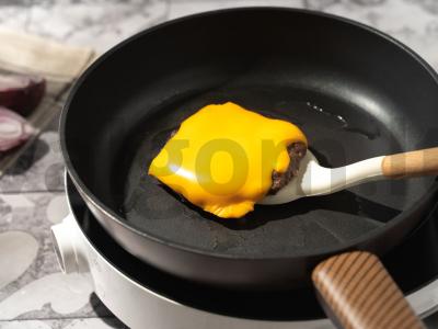 Krevetėmis užpildytas burgeris Žingsnis 2