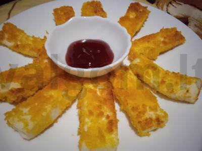 Keptas haloumi sūris su spanguolių padažu pagrindine nuotrauka