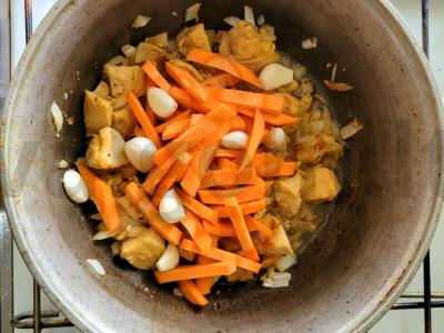 Jazminų ryžių plovas su vištiena katile Žingsnis 4