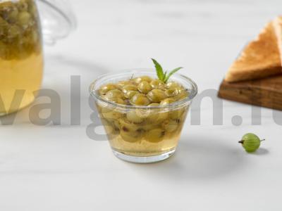 Kryžiuočių uogienė „Carinė“ pagrindine nuotrauka