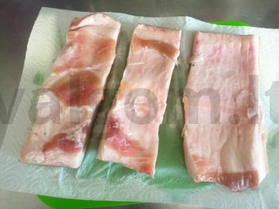 Salo su paprika ir džiovintu krapu Žingsnis 1