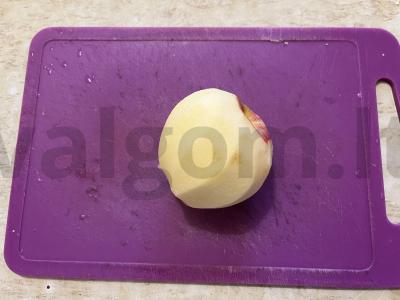 Obuolių užpiltinė iš obuolių „Royal Gala“ Žingsnis 1