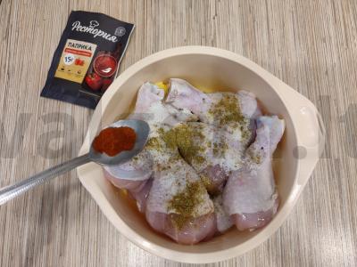 Vištienos blauzdelės su bulvėmis orkaitėje Žingsnis 5