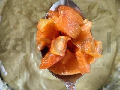 Kvapnus abrikosų keksas Žingsnis 7