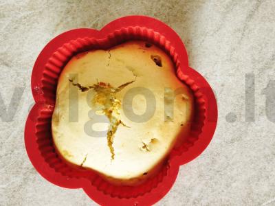 Kvapnus abrikosų keksas Žingsnis 9