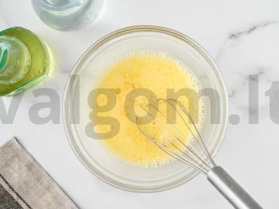 Citrininis šifoninis biskvitinis tortas Žingsnis 2