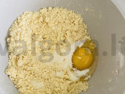 Kiaušinis su vištienos krūtinėlėmis, sūriu ir brokoliais Žingsnis 2