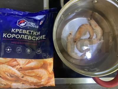 Rulonai su varškės sūriu ir karališkomis krevetėmis Žingsnis 3