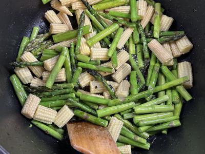 Tailandietiški kepti daržovės Žingsnis 5