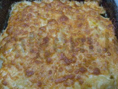 Kiauliena kapitoniškai su bulvėmis ir sūriu Žingsnis 7