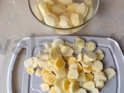 Kiauliena su daržovėmis po sūrio pluta Žingsnis 6