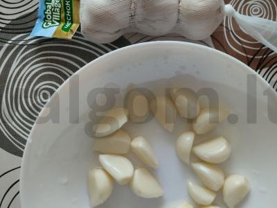 Sūdyti pomidorai su gvazdikėliais ir estragonu žiemai Žingsnis 1