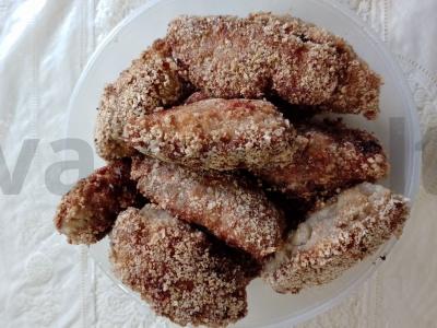 Kiaulienos faršo kotletai džiūvėsėliuose Žingsnis 4