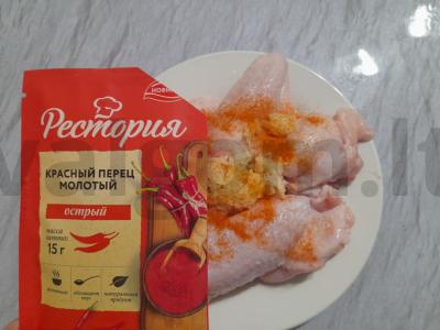 Vištienos sparneliai, kepti lėtoje viryklėje Žingsnis 4