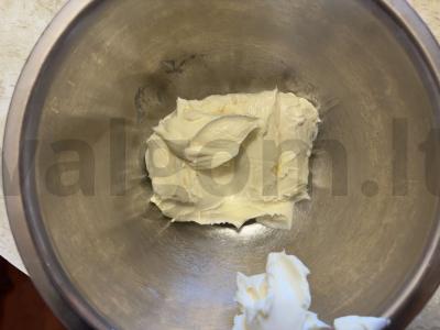 Grietinėlės-karamelės kremas Žingsnis 2