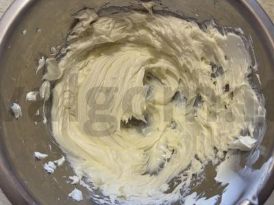 Grietinėlės-karamelės kremas Žingsnis 4