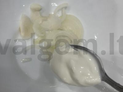 Svogūnų padažas „Medela“ Žingsnis 2