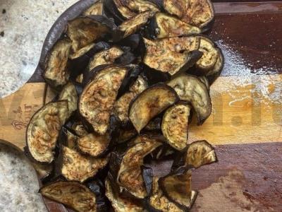 Namų daržovių salotas su baziliku Žingsnis 5