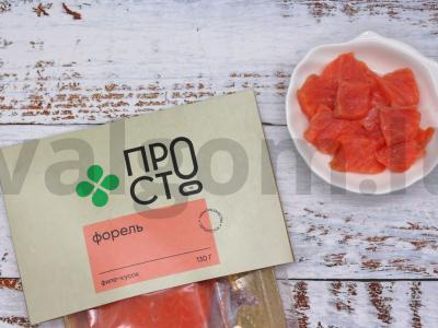 Kiaušiniai su grietinėlėmis ir silkiu Žingsnis 3