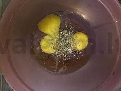 Purūs omletas su itališkais prieskoniais orkaitėje Žingsnis 2