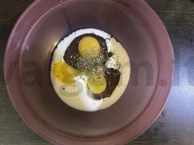 Purūs omletas su itališkais prieskoniais orkaitėje Žingsnis 3