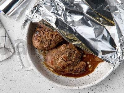 Kalakutienos blauzdelių kepsniai Žingsnis 6