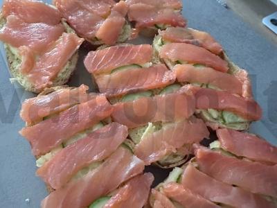 Švelnūs sumuštiniai su lašiša Žingsnis 3