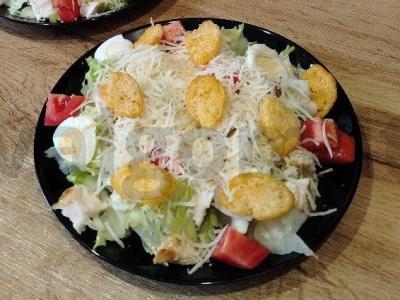 „Cezaris namuose“ su tilziter sūriu pagrindine nuotrauka