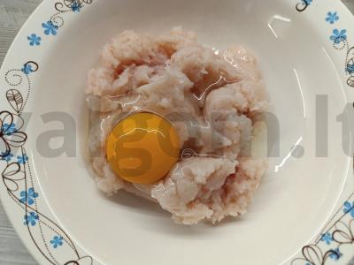 Vištienos kotletai su ryžiais ir paprika Žingsnis 3