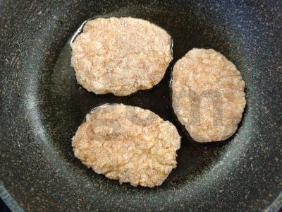 Vištienos kotletai su ryžiais ir paprika Žingsnis 7