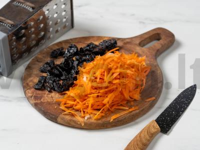 Plovas su džiovintais abrikosais Žingsnis 3