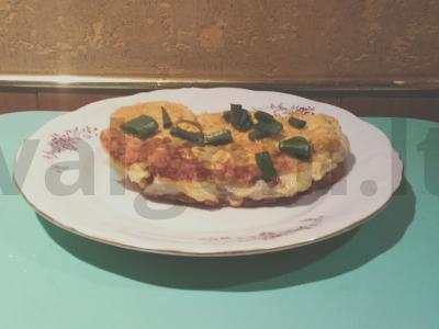 Kiaulienos šnicelis aštriame tešloje pagrindine nuotrauka