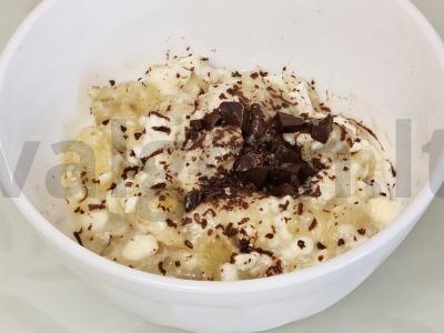 Keptas varškės sūris su karamelizuotais bananais pagrindine nuotrauka