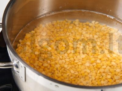 Žirnių sriuba su rūkytais šonkauliais Žingsnis 1