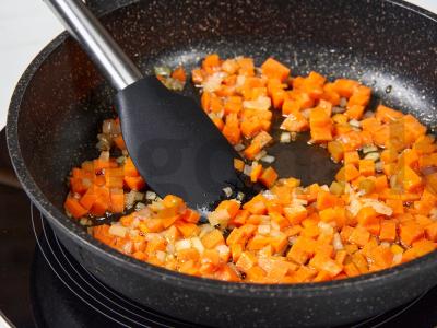 Žirnių sriuba su rūkytais šonkauliais Žingsnis 3