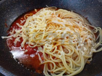 Spagečiai su pomidorų padažu vakarienei Žingsnis 7